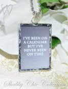 Shabby Chic, handgjort romantiskt hänge i glas - Calendar