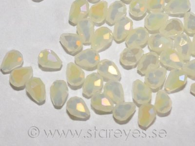 Facetterade kristall-droppar 5,5x4mm - White Opal AB